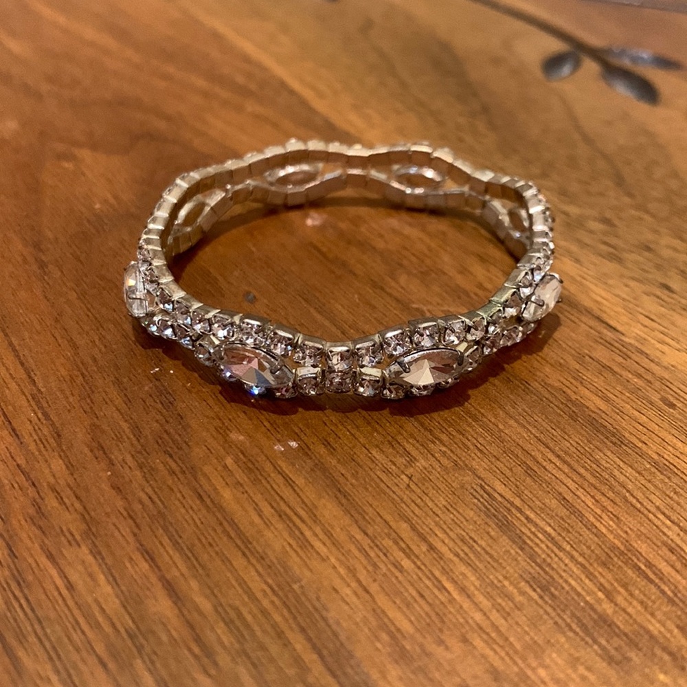 Crystal fashion jewelry bracelet